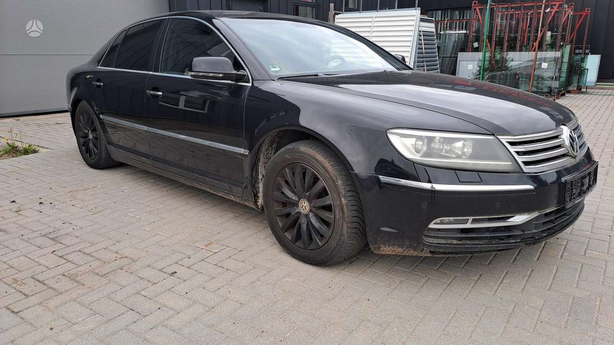 Volkswagen Phaeton - 4