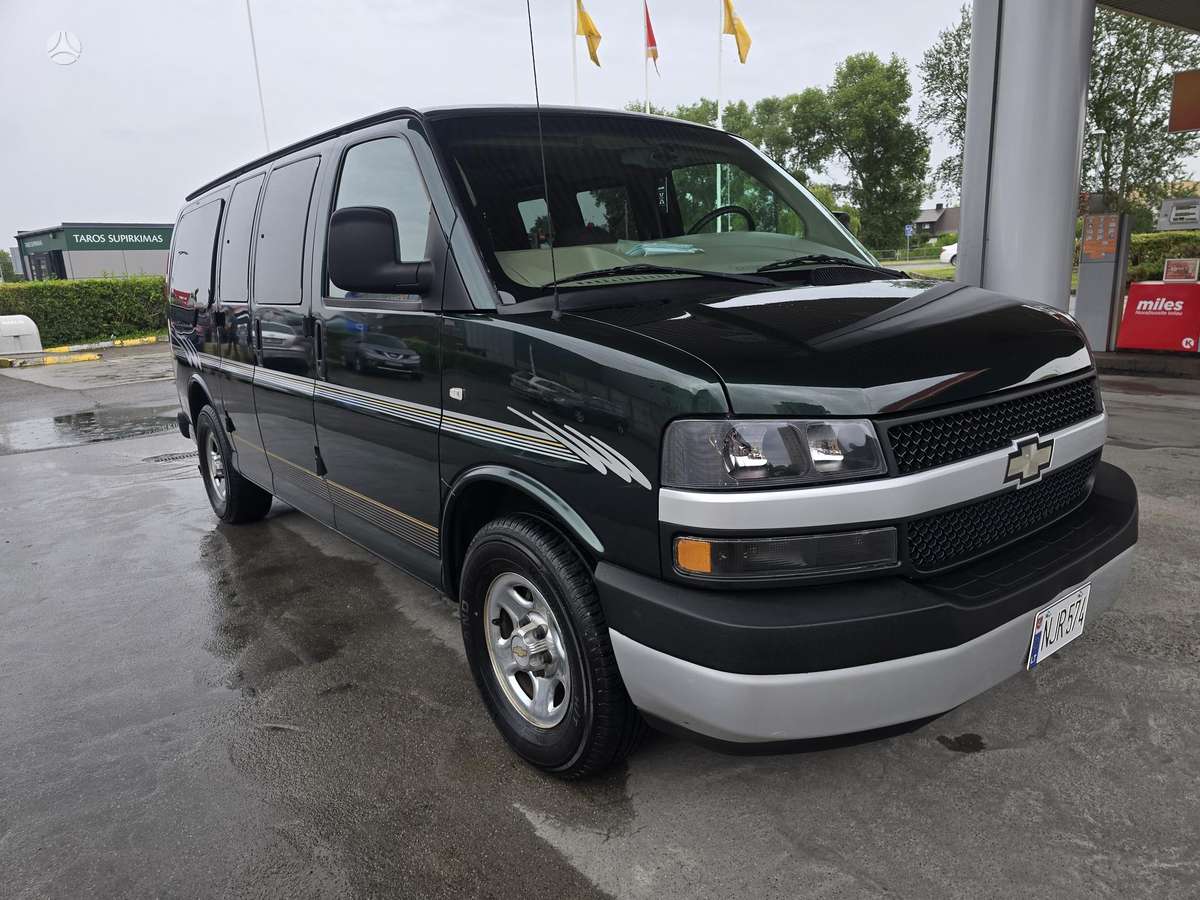 Chevrolet Express, 5.3 l., Минивэн