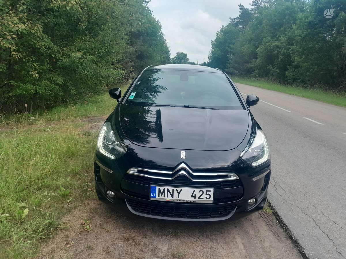 Citroen DS5, 2.0 l., Седан