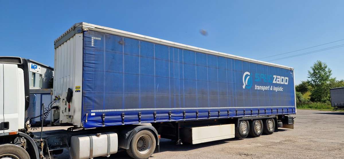 Krone, curtain / tarpaulin