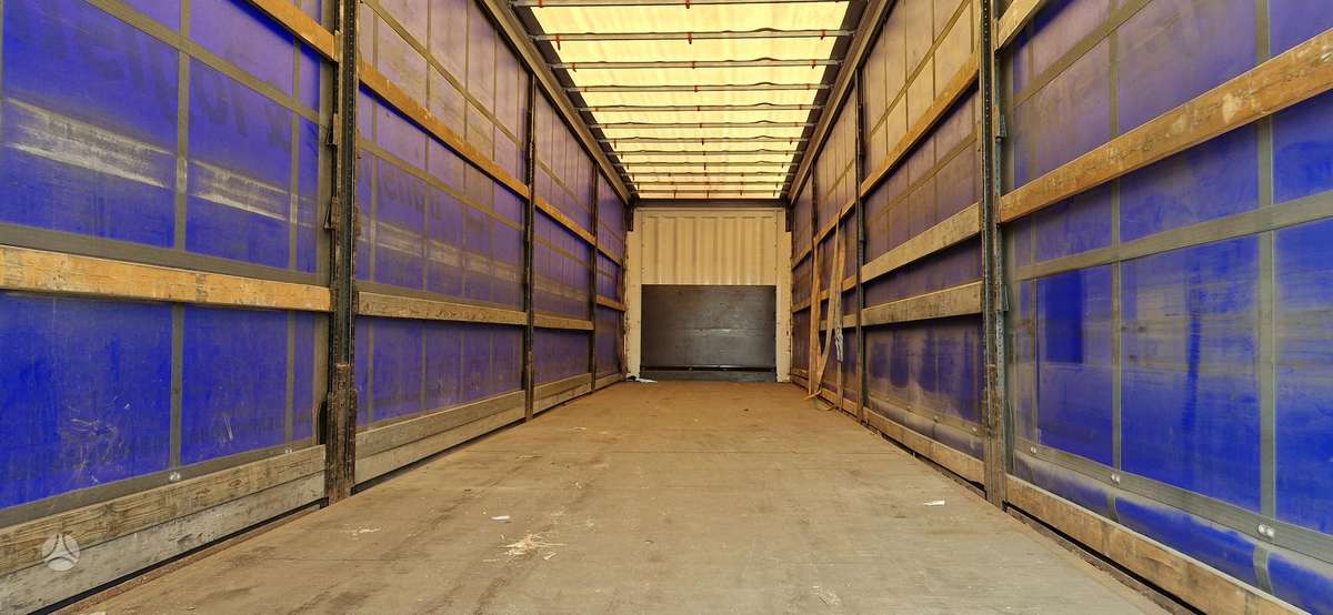 Krone, curtain / tarpaulin