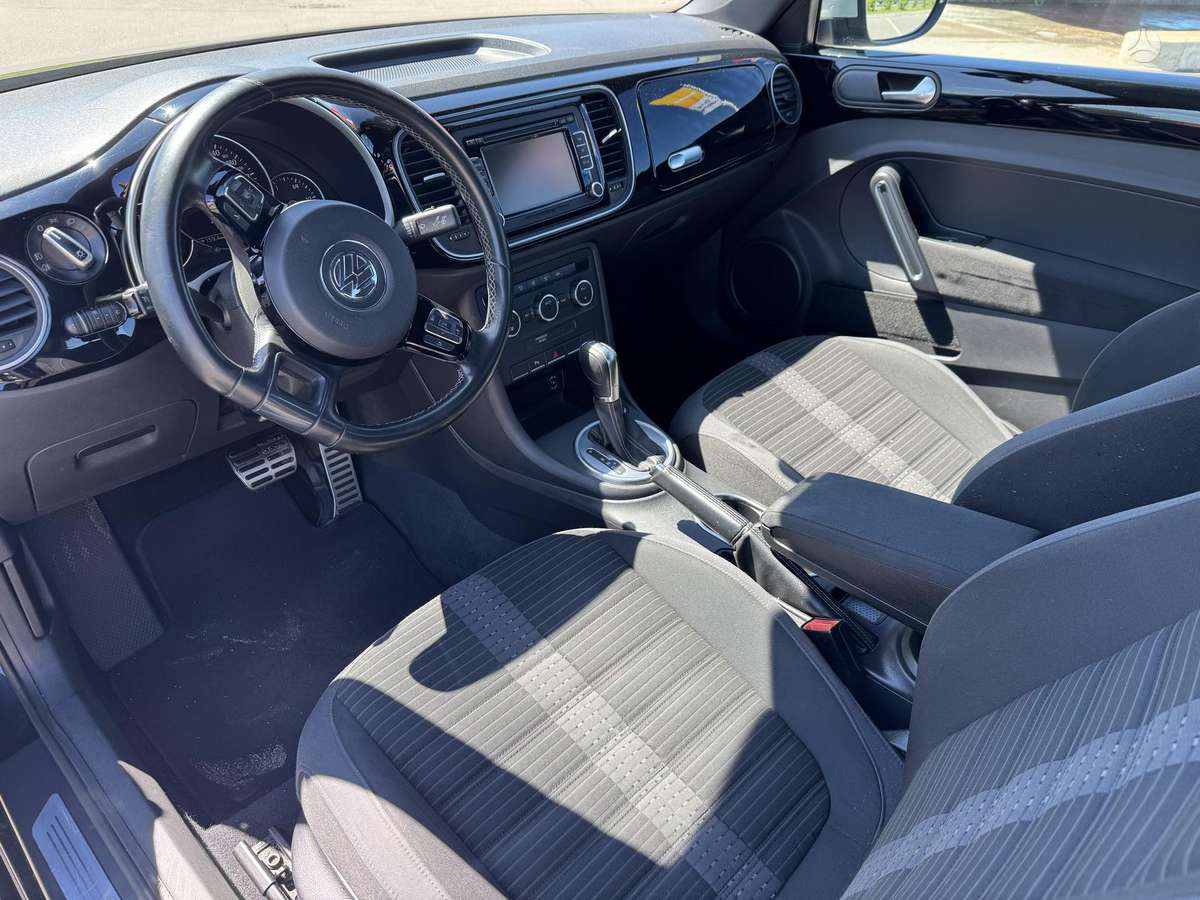 Volkswagen Beetle, 2.0 l., hatchback