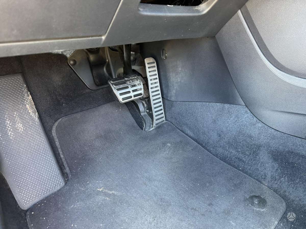 Volkswagen Beetle, 2.0 l., hatchback