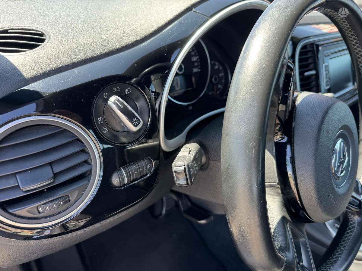 Volkswagen Beetle, 2.0 l., hatchback