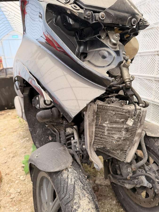 Piaggio MP3 125cc, трициклы