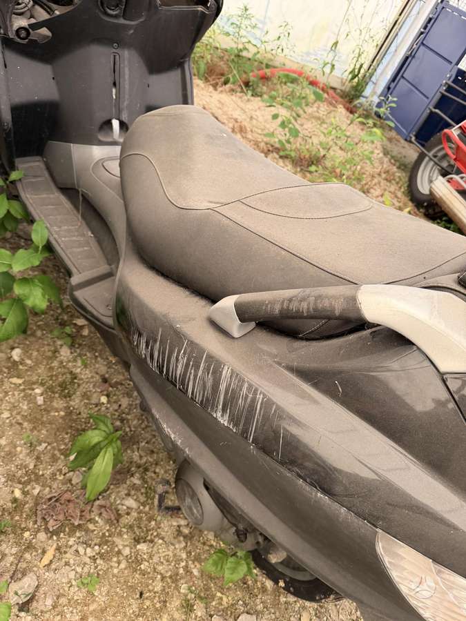 Piaggio MP3 125cc, trikes