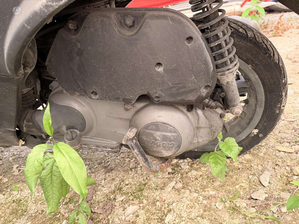 Piaggio MP3 125cc, трициклы