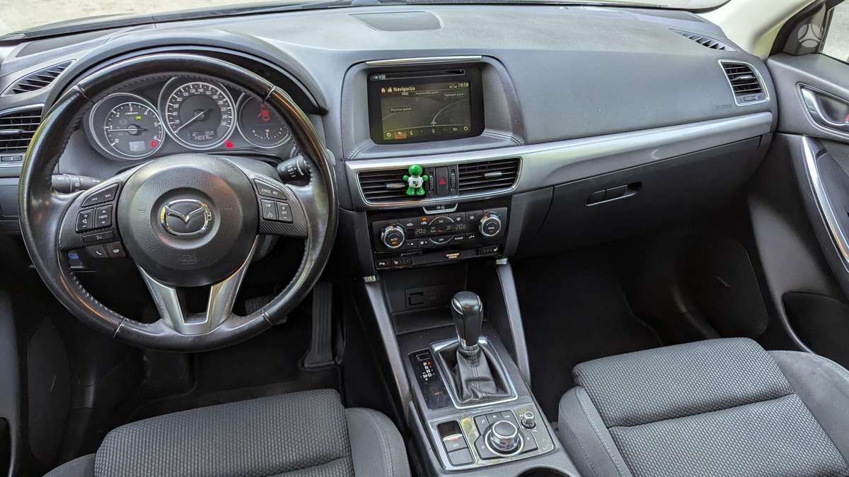 Mazda CX-5, 2.2 l., off-road / crossover