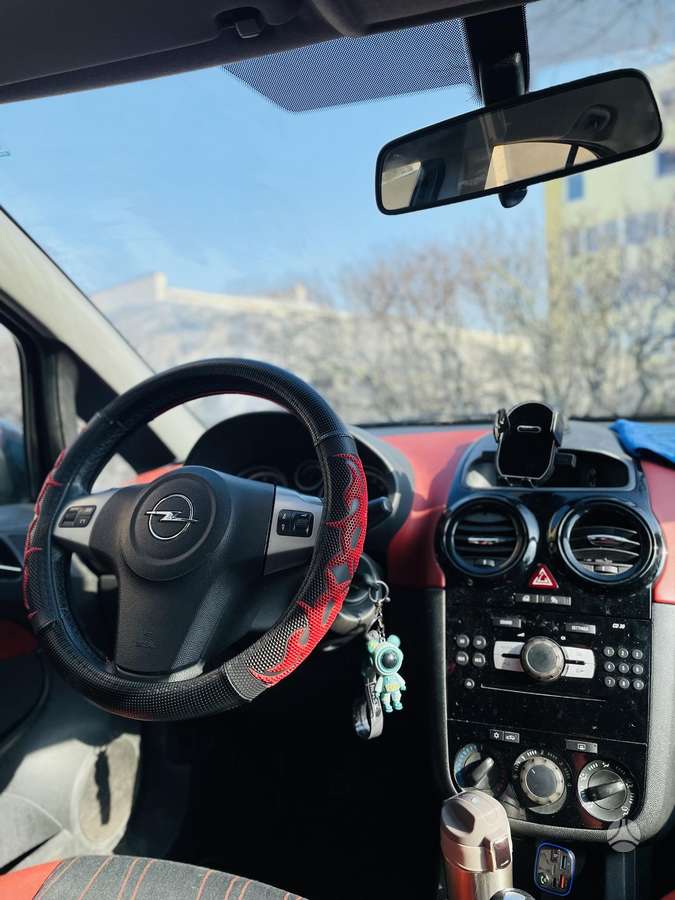 Opel Corsa, 1.2 l., hatchback