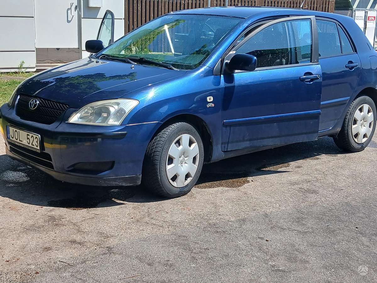 Toyota Corolla - 2