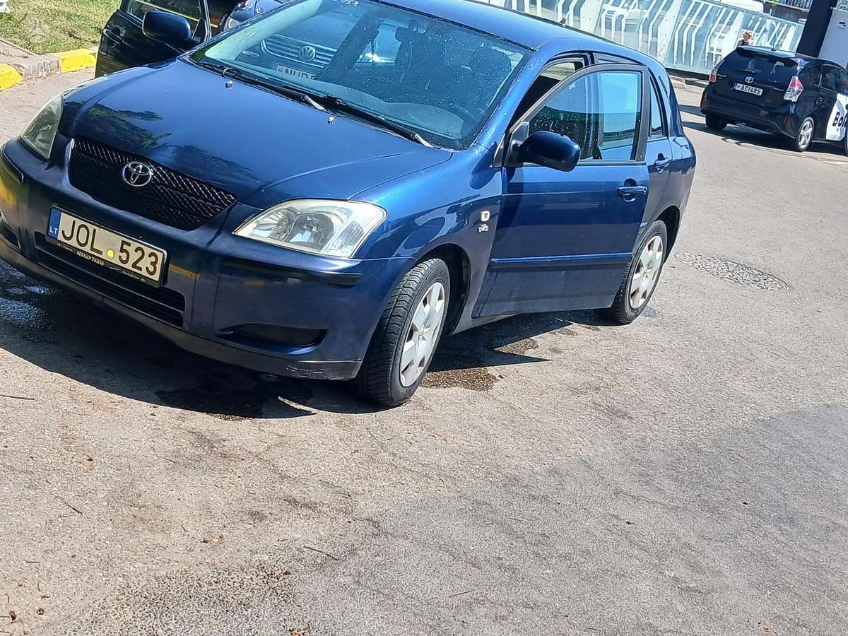 Toyota Corolla - 3