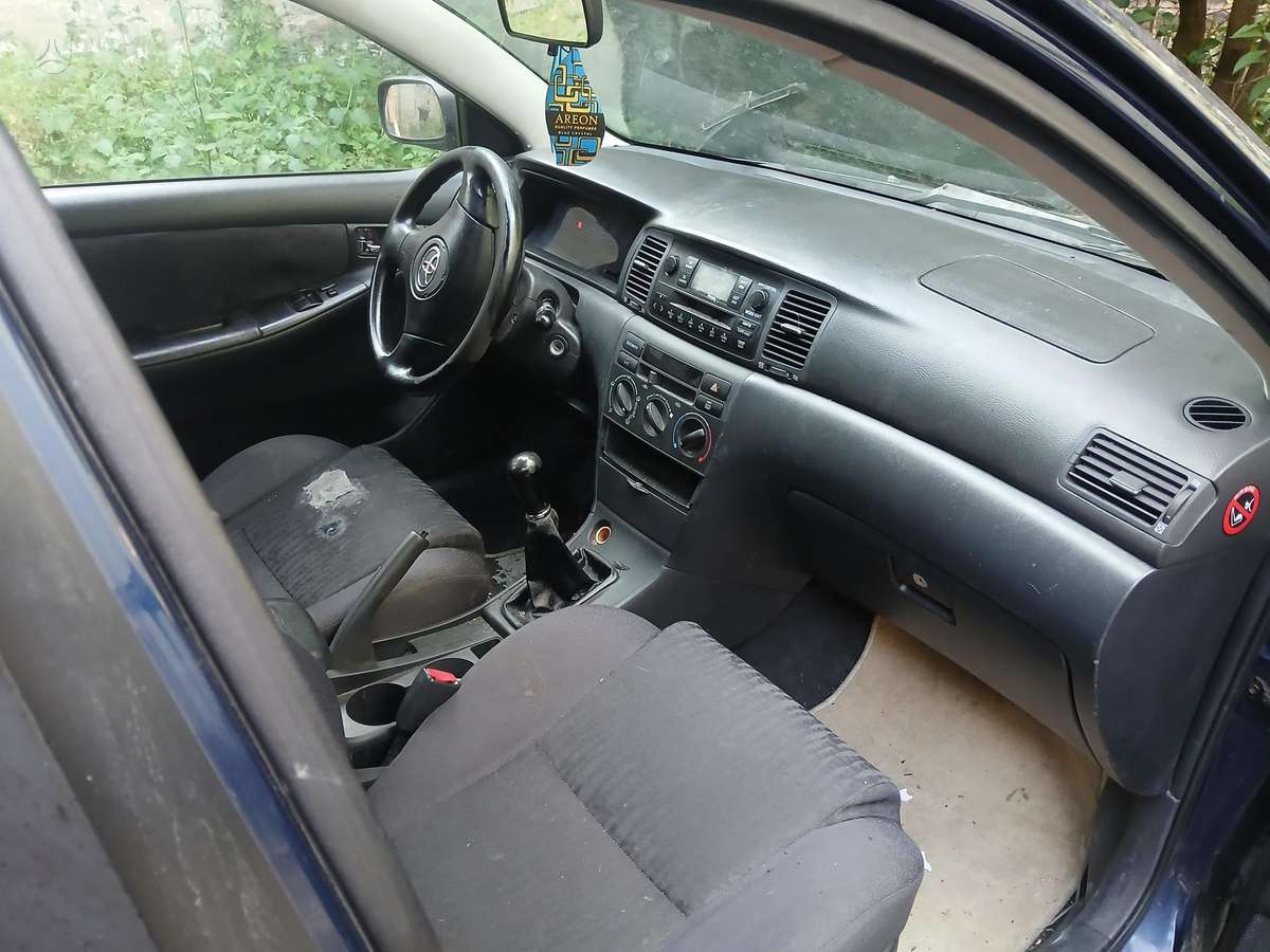 Toyota Corolla - 6