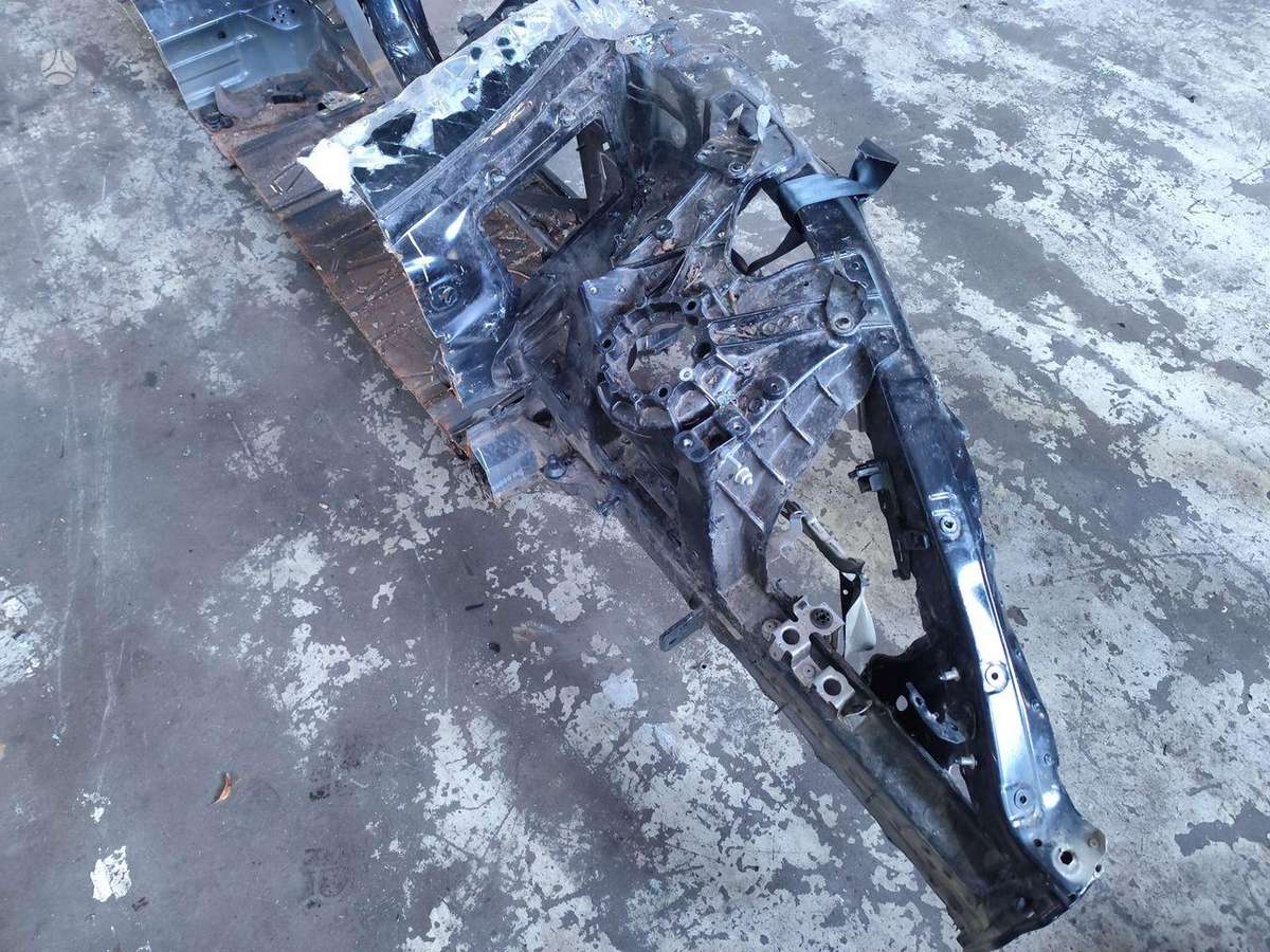 Porsche Taycan hood (front, rear)