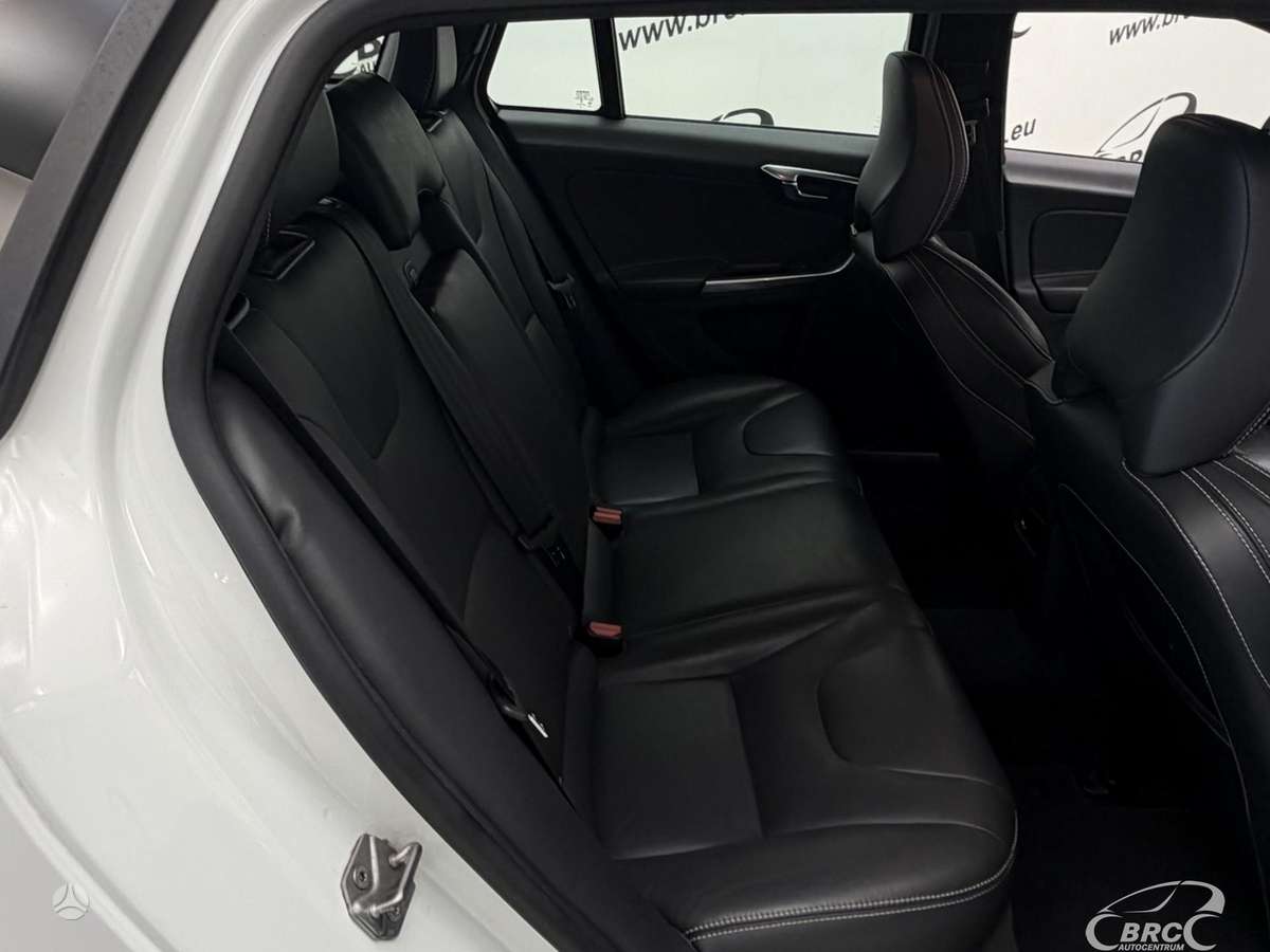 Volvo V60, 2.0 l., Универсал
