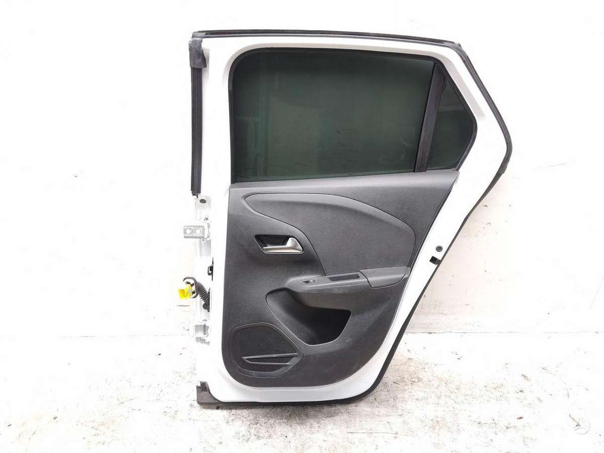 Opel Corsa двери