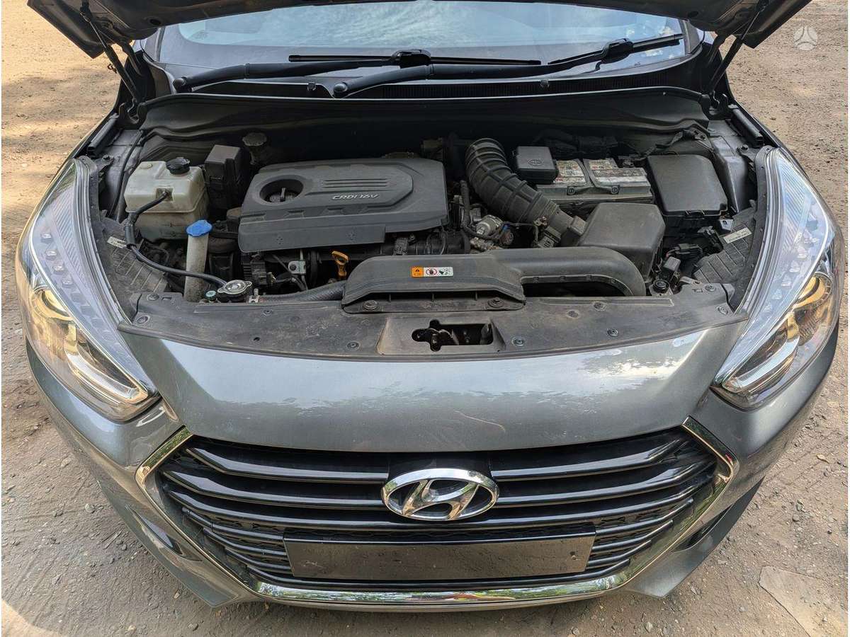 Hyundai i40 engine