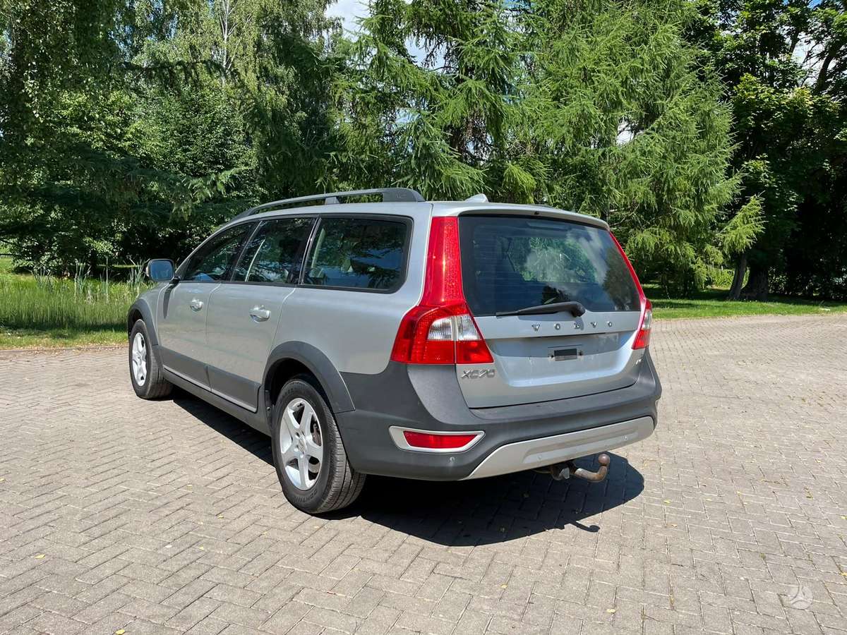 Volvo XC70 - 12