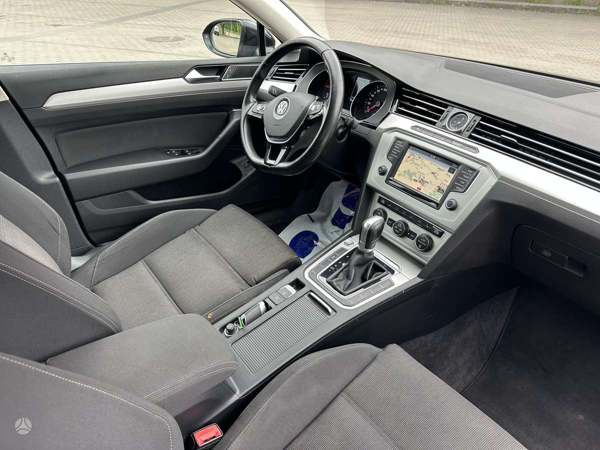 Volkswagen Passat, 2.0 l., Универсал