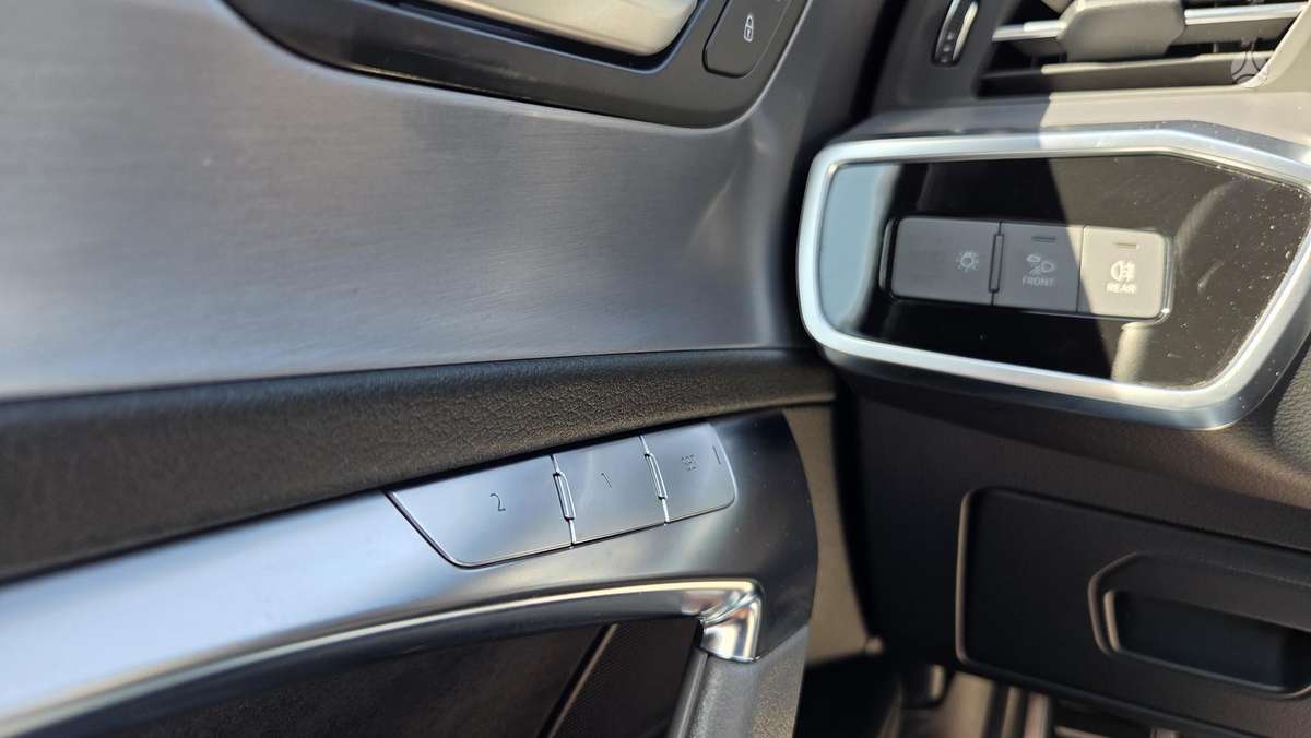 Audi A6, 2.0 l., Универсал
