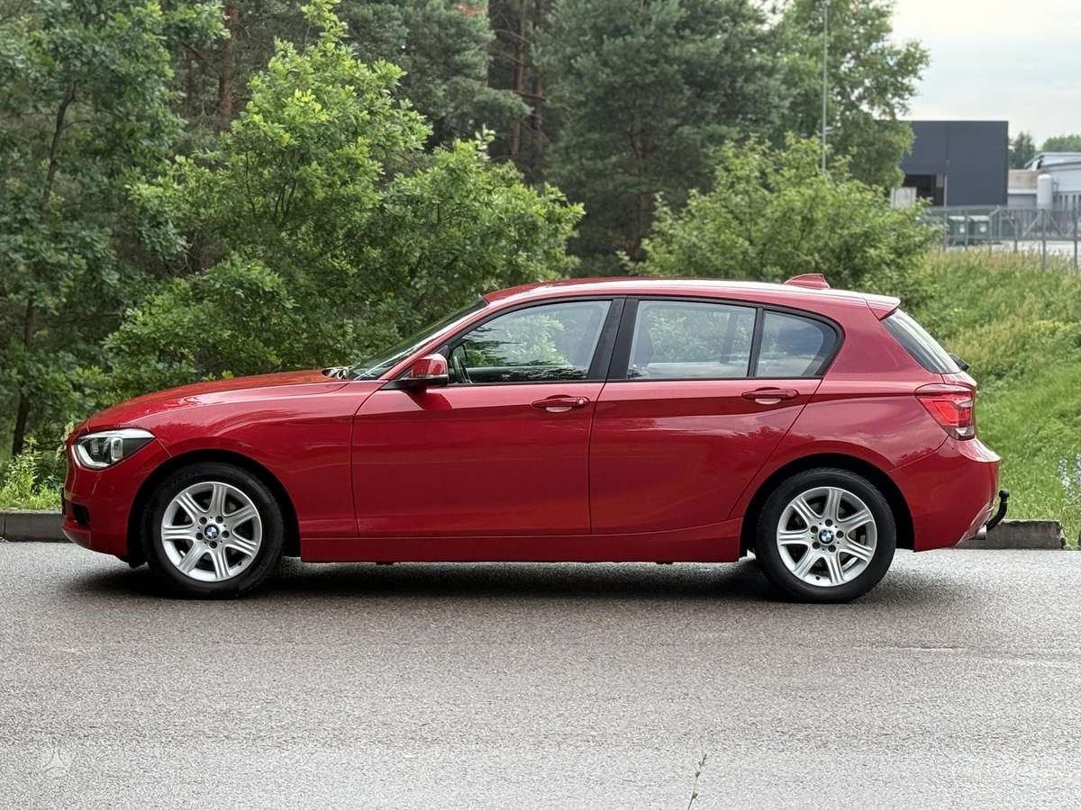 BMW 120, 2.0 l., hatchback