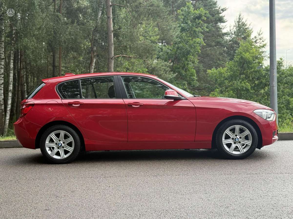 BMW 120, 2.0 l., Хэтчбек