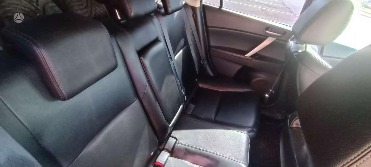 Mazda 3, 2.2 l., hatchback