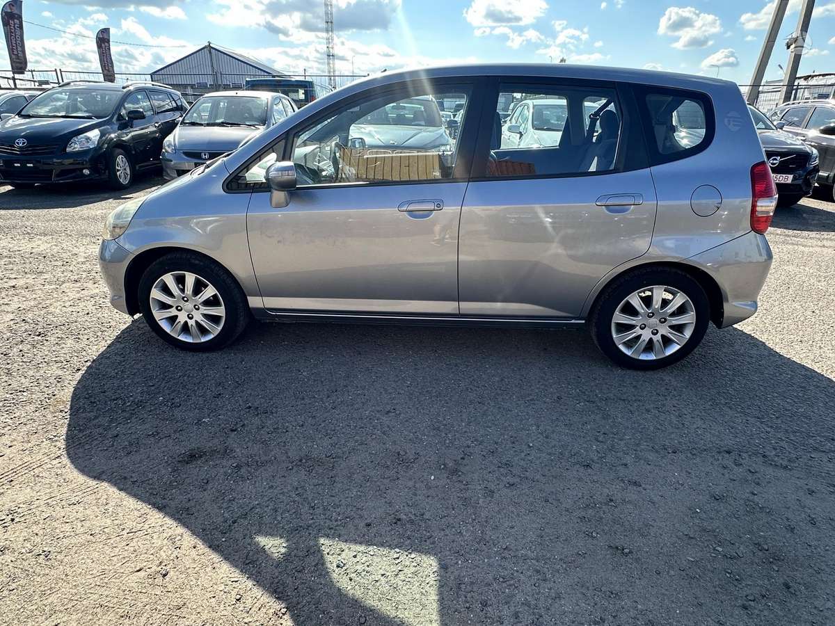 Honda Jazz, 1.3 l., hatchback