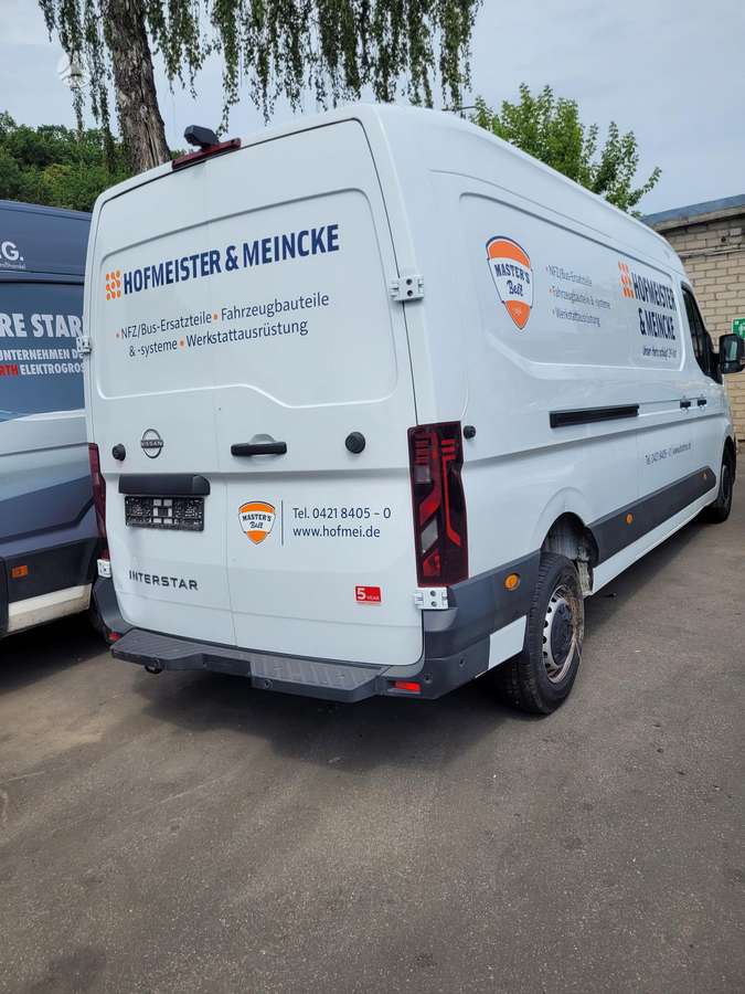 Nissan Interstar
