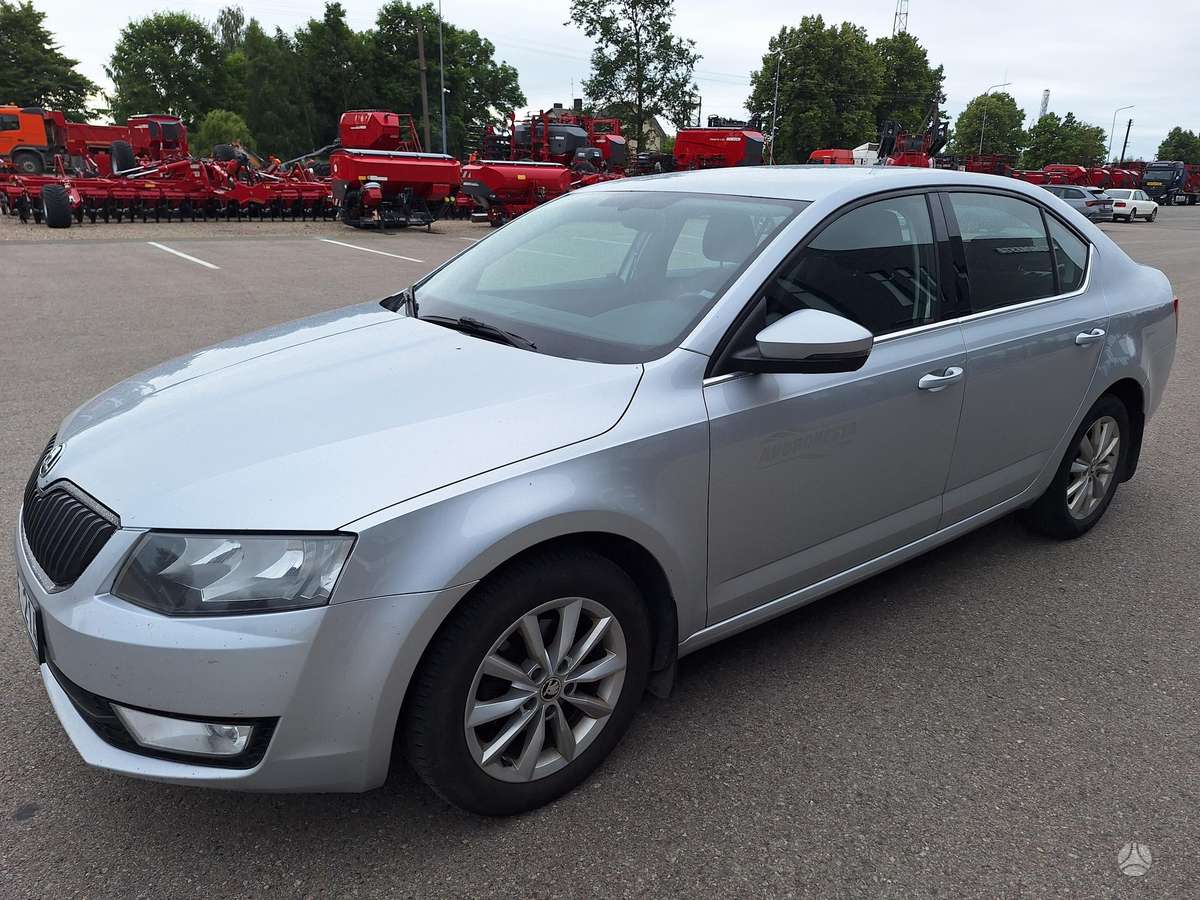 Skoda Octavia, 1.6 l., hatchback