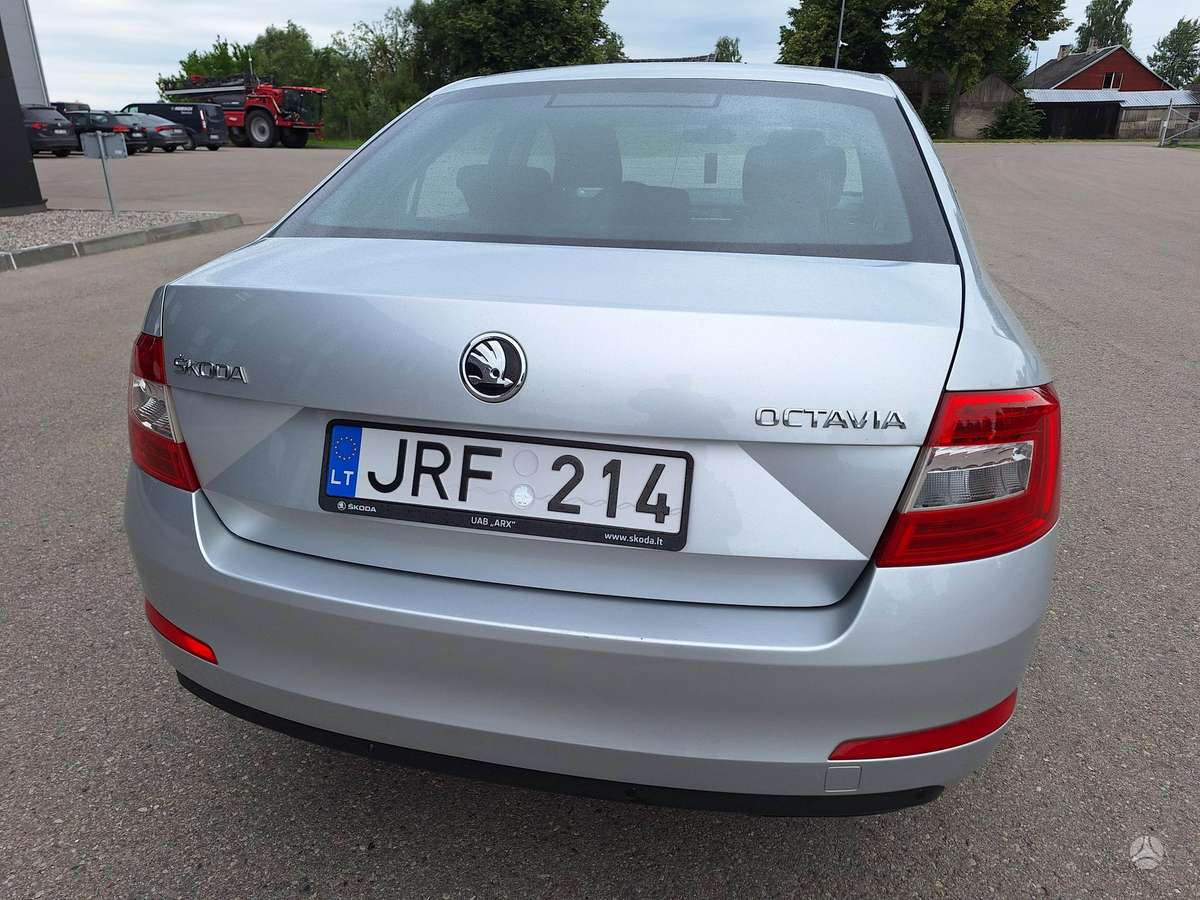 Skoda Octavia, 1.6 l., hatchback