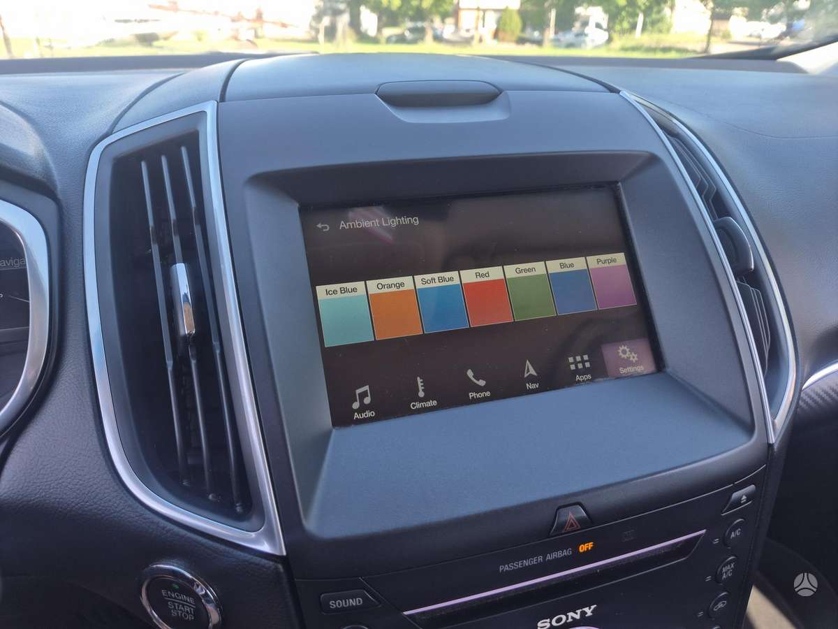 Ford Edge, 2.7 l., off-road / crossover