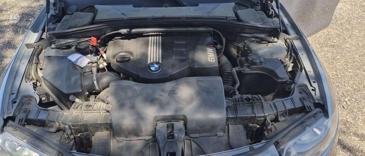 BMW 116, 2.0 l., hečbekas
