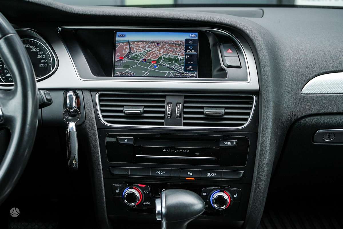 Audi A4, 2.0 l., universalas