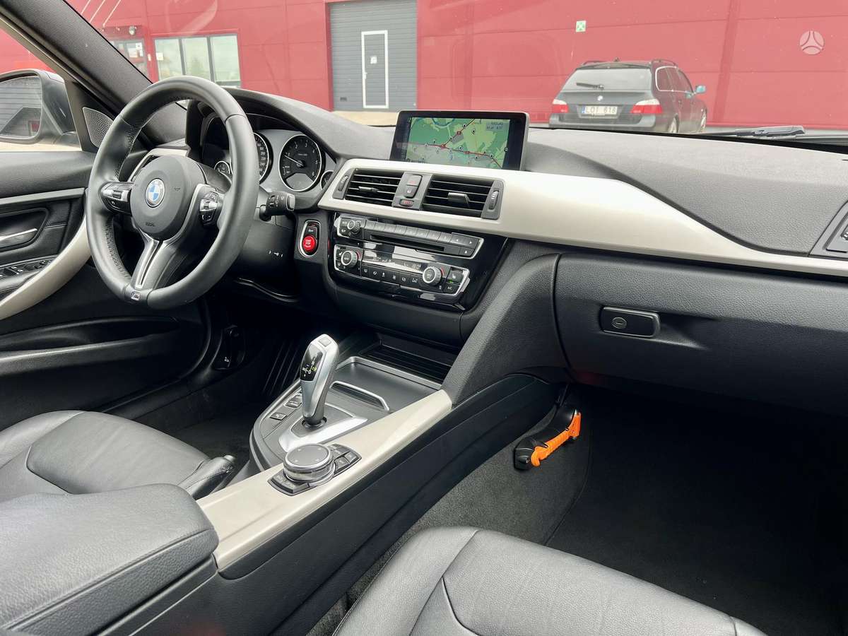 BMW 320, 2.0 l., wagon