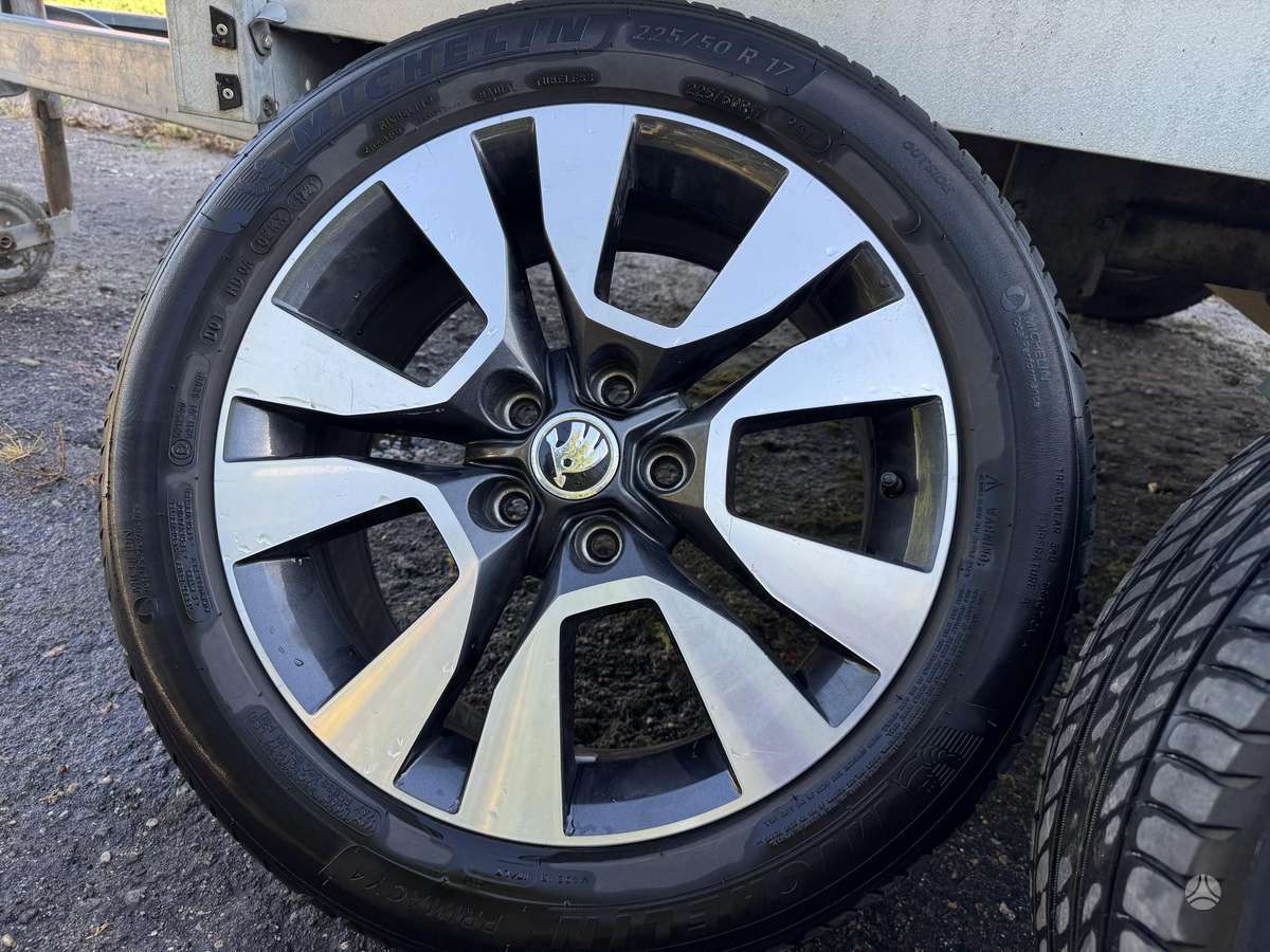 Skoda, light alloy, R17