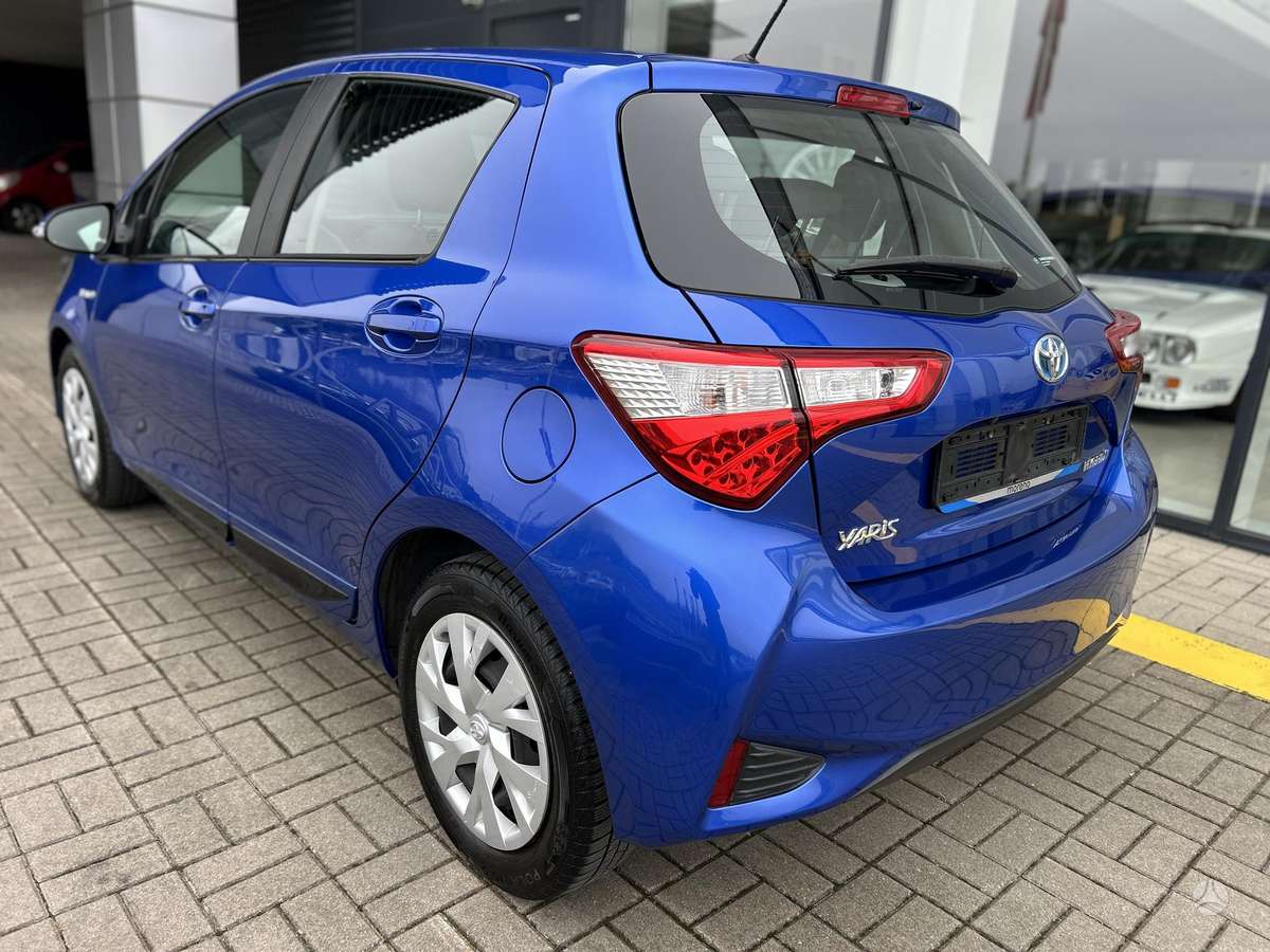 Toyota Yaris - 3