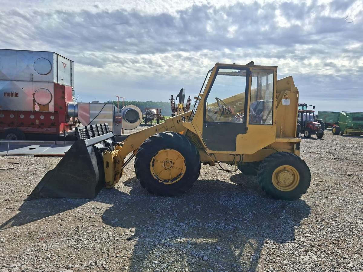 JCB 520-4, self-propelled loaders