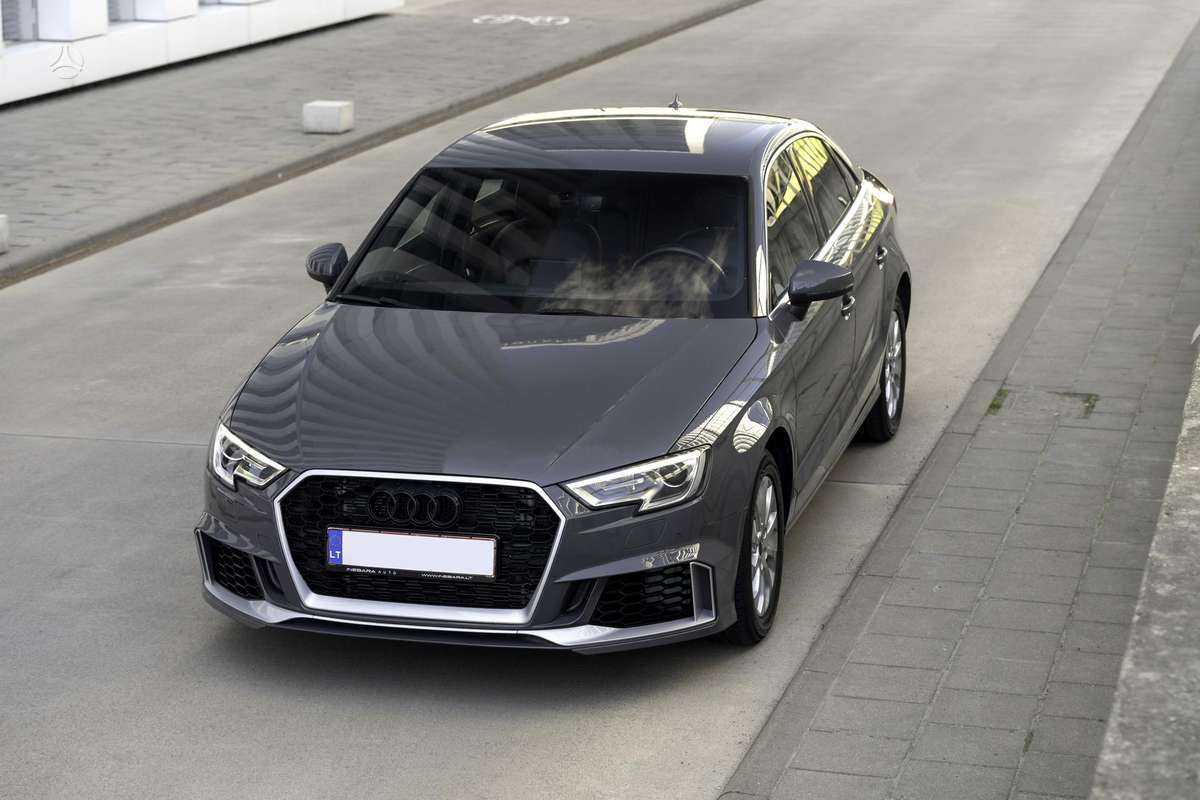 Audi A3, 1.6 l., sedanas