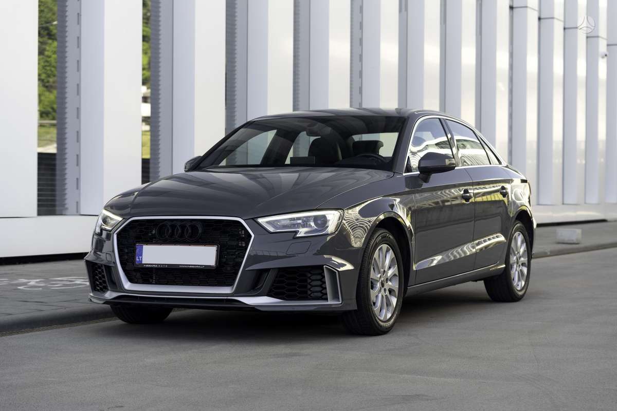 Audi A3, 1.6 l., sedanas