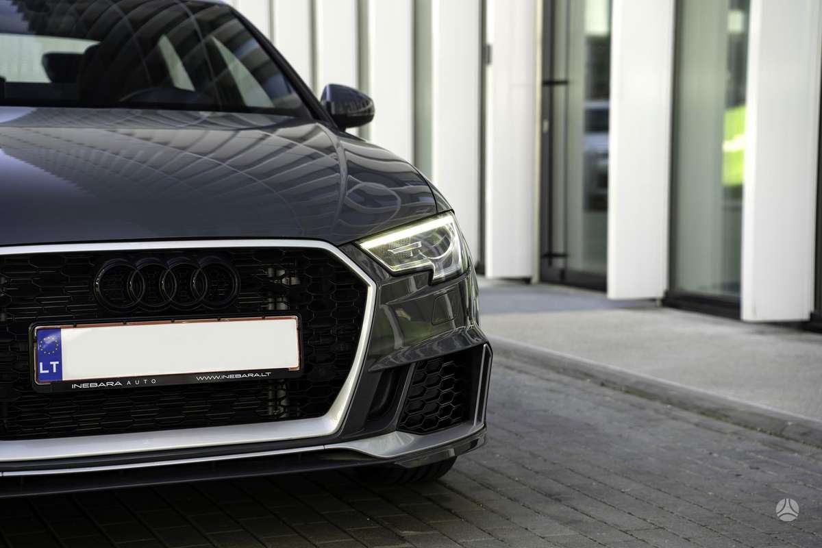 Audi A3, 1.6 l., sedanas