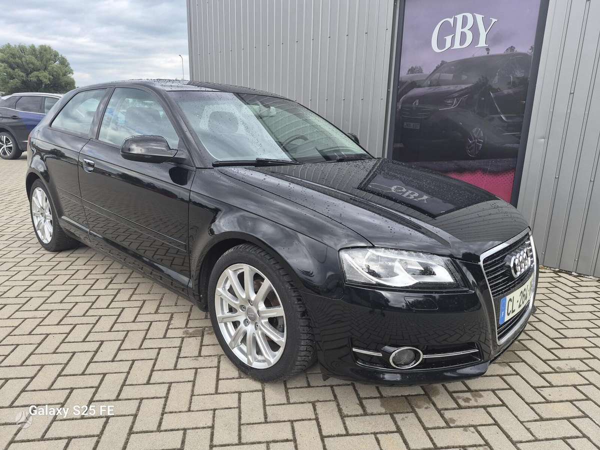 Audi A3, 1.6 l., hatchback