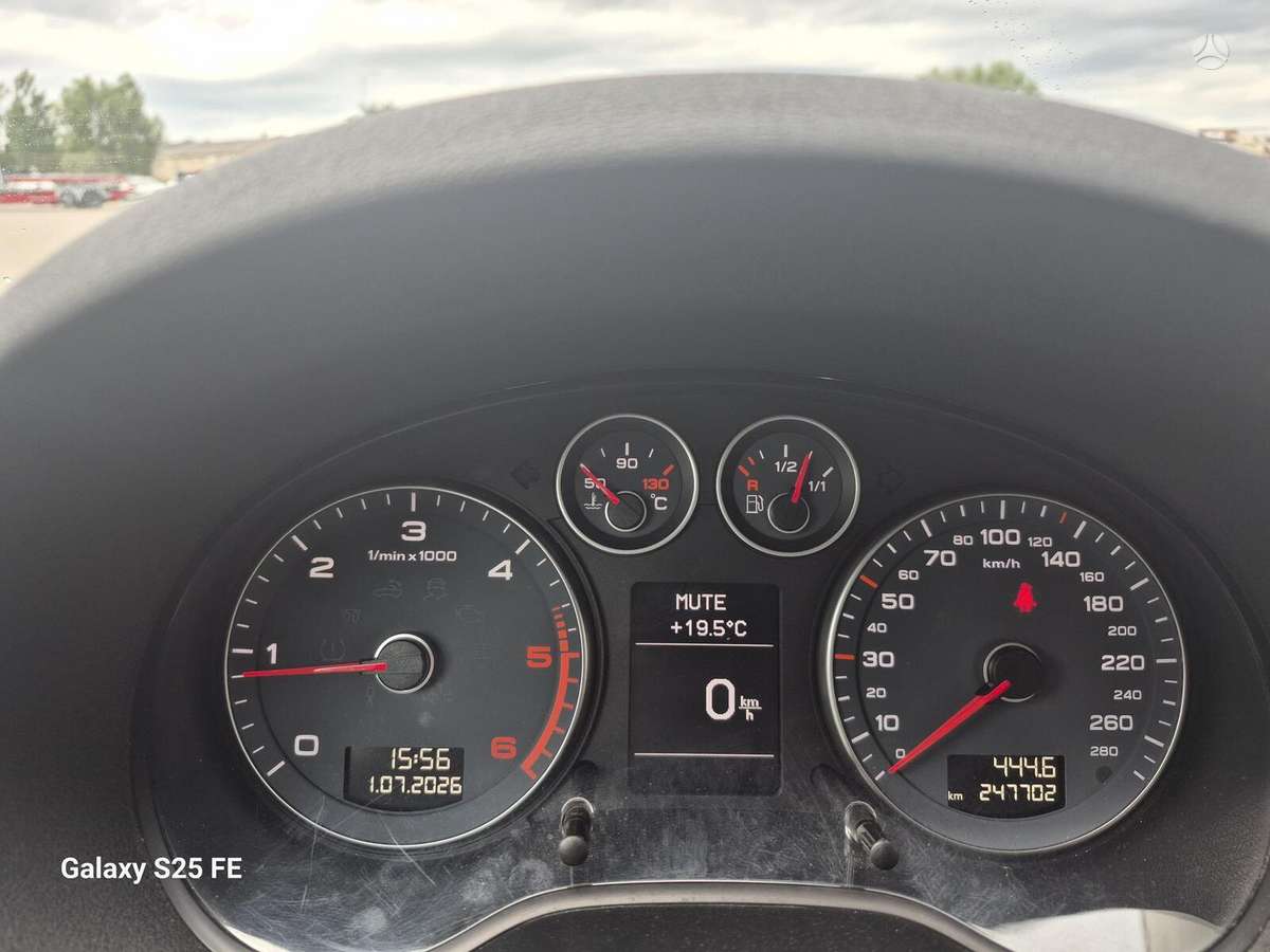 Audi A3, 1.6 l., Хэтчбек