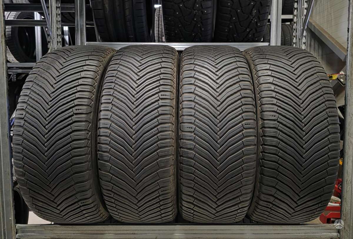 Michelin Cross Climate 2 Suv, всесезонные 235/50 R19