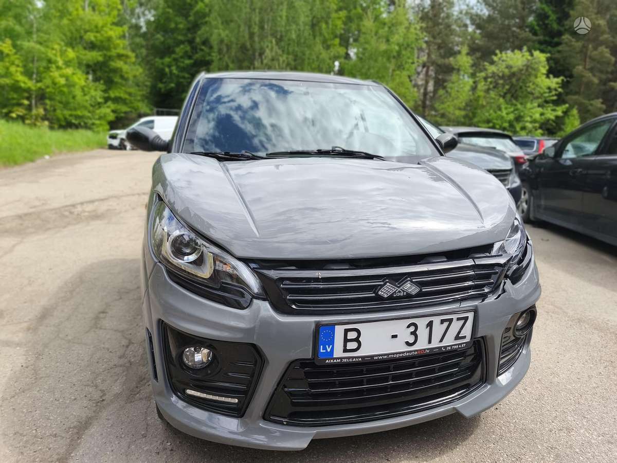 Ligier JS50, 0.5 l., hatchback