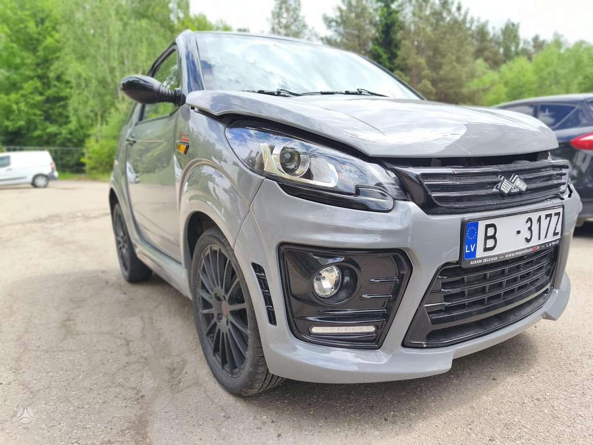 Ligier JS50, 0.5 l., hatchback