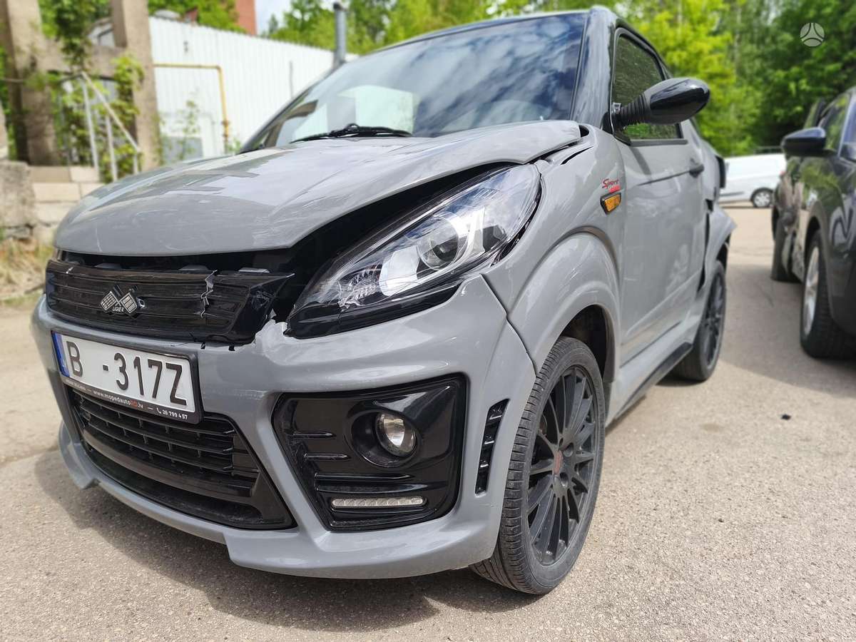 Ligier JS50, 0.5 l., hatchback