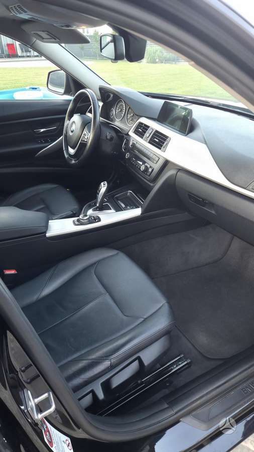 BMW 320, 2.0 l., Седан