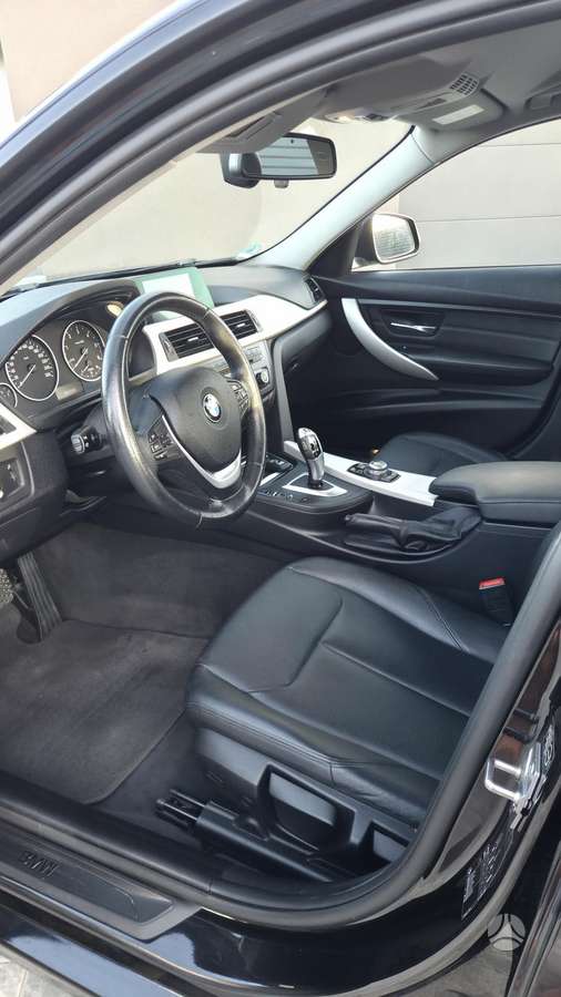 BMW 320, 2.0 l., Седан