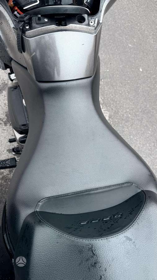 KTM Adventure 850cc, street / classic