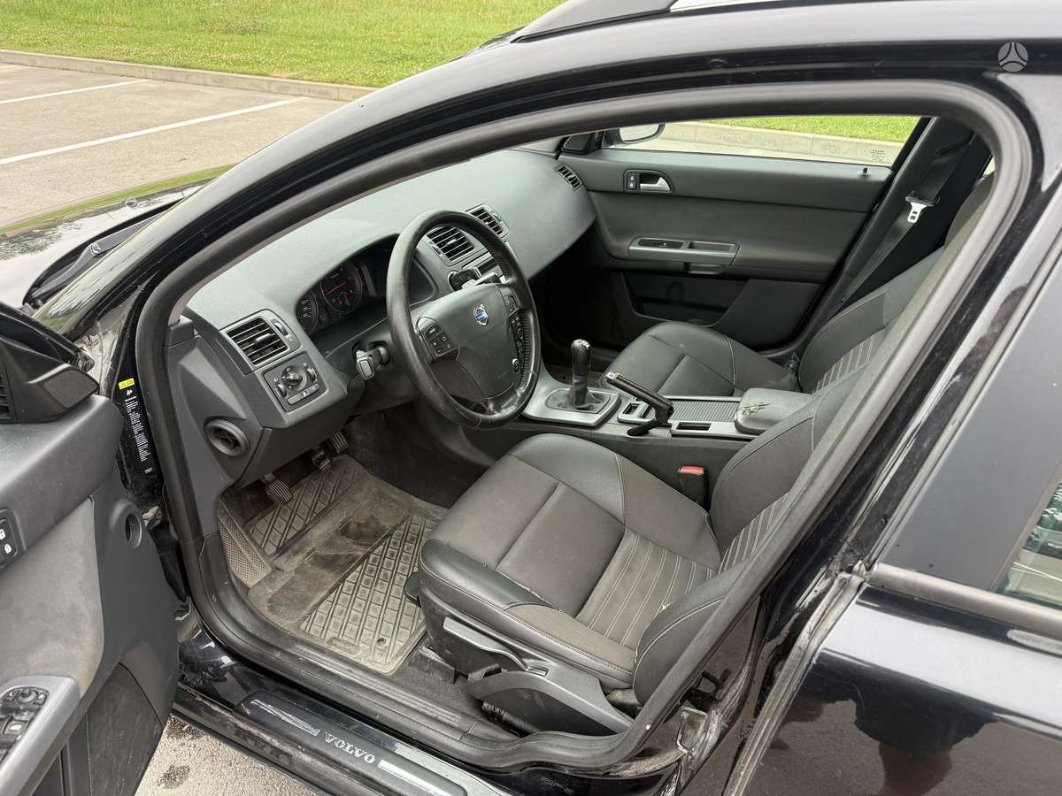 Volvo V50, 2.0 l., Универсал